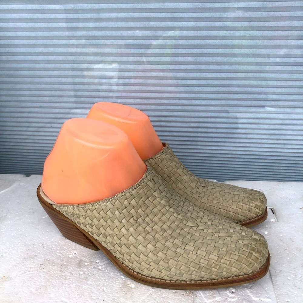 J. Brand Western Woven Boone Color Leather Mules Heeled Clogs Sandals Size 7.5